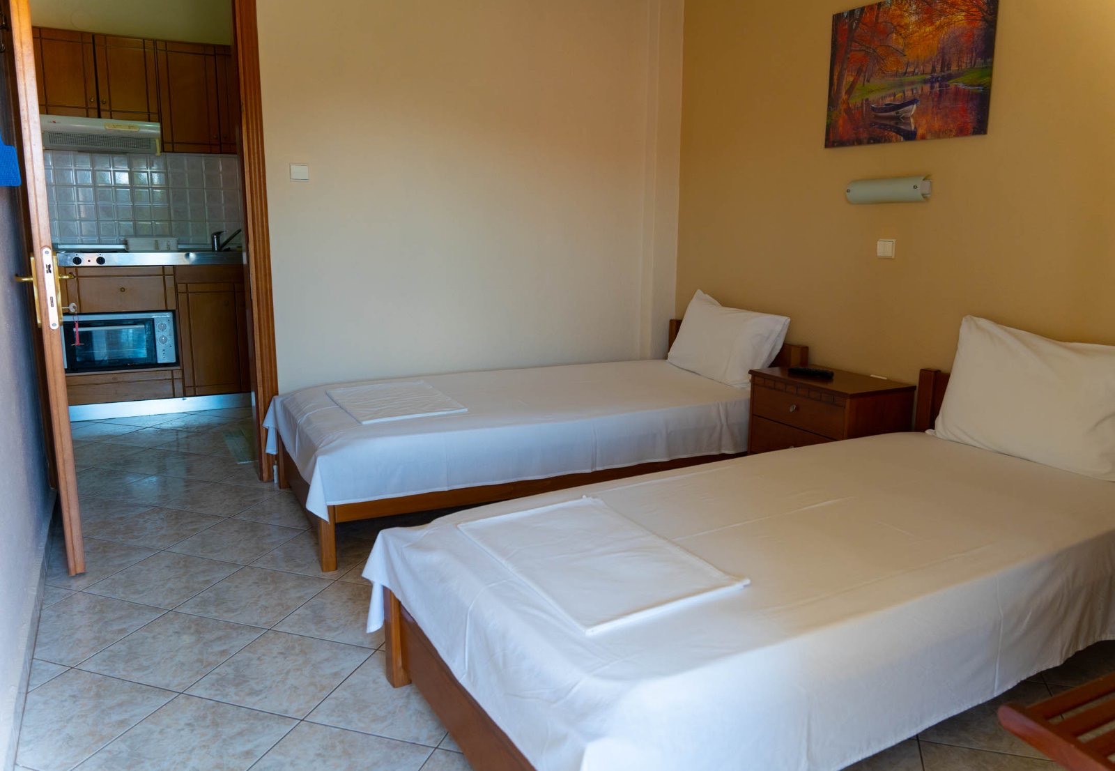 Κρεβατοκάμαρα 2